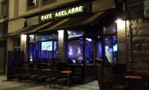 Bar Akelarre: Sabores únicos en el corazón de Vitoria-Gasteiz 7 AF1QipNuTcwz4 sMwvcssbM8xmjukHP0QWMXmBlm8IjR