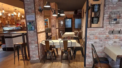 El Otro Sitio: Sabor auténtico en Piedrabuena, donde las croquetas son leyenda
