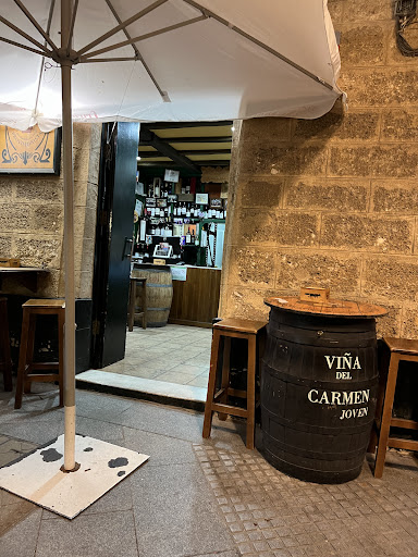 La Cepa Gallega: Sabores auténticos de Cádiz en un rincón acogedor 47