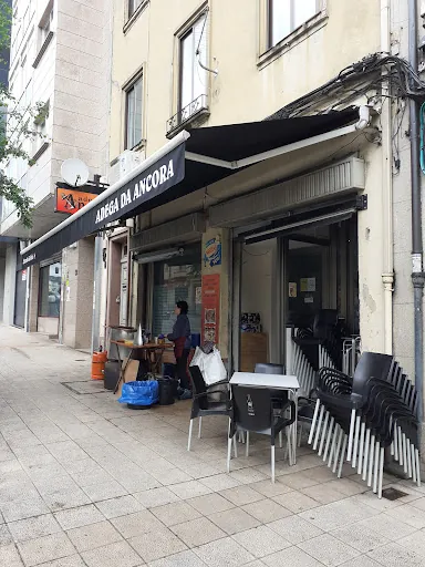 Cafeteria Adega de Áncora: Sabor excepcional en Ourense con el mejor pulpo del lugar