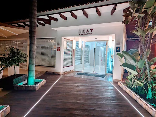 Beat Restaurant: Sabor inigualable de arroces en Calp, una experiencia familiar extraordinaria