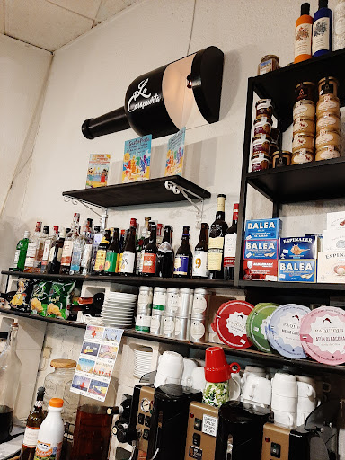 Gastronomía en Cádiz: Bar La Casapuerta, donde lo gourmet se encuentra con lo acogedor 39 AF1QipNy2 8QWlYk4Qtaz84wlYW9D8p6XrT9oqkeJGi7