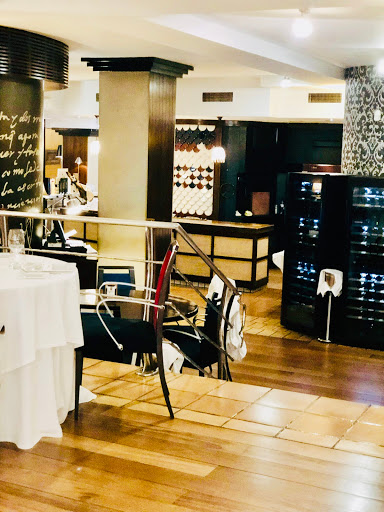Asador de Santiago: Sabores excepcionales en el corazón de Úbeda 47