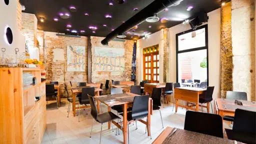 Carmela Restaurante: Tapas deliciosas en el corazón de Granada