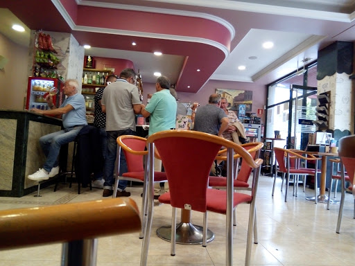 Bohemia 2: Un rincón único en Ourense para disfrutar de sabores auténticos 1 AF1QipO2bevdnG5W4Jt3550vE1IX8Tej3SsV1ovpKAvY