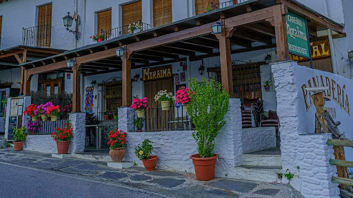 Restaurante Moraima: Sabores mediterráneos en un rincón encantador de Capileira 20 AF1QipO5gH94RZe47wS FUn0O77AFdHPnDN6iCfPV61U