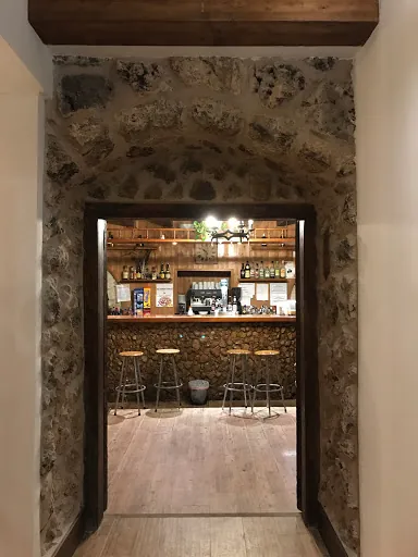 Restaurante Cuevas la Sinagoga: Sabor casero en un rincón acogedor