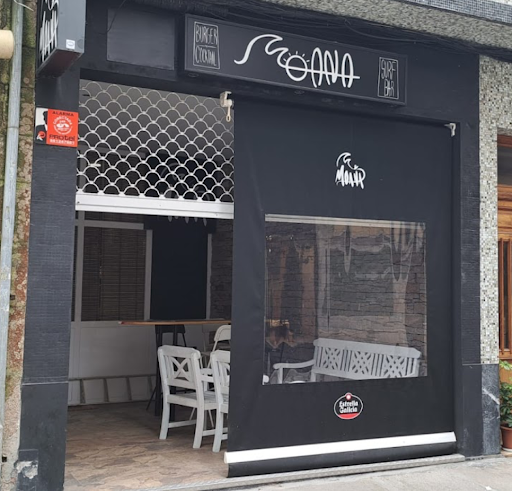 Moana Burgers & Cocktails Betanzos: Sabores únicos en el corazón de Betanzos 1