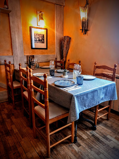 Asador Casa Jaimico: Un rincón acogedor en Sallent con sabores excepcionales 1 AF1QipO6vKEAIuwu H7OYaIB3wgurITZwVXoddaetUZG