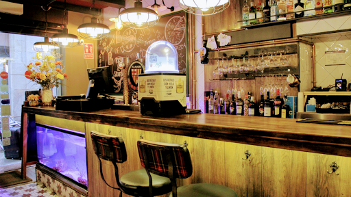 Bo de Boqueria: Deliciosas tapas y paella en el corazón del Raval 54 AF1QipOA3 fijQyX8Ojl6Pc cX54f9mNg6ywVCbwBHbl