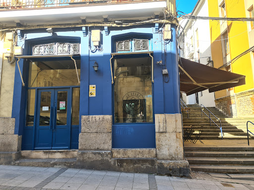 La Braña de San Celedonio: Sabores italianos y cervezas artesanas en Santander 1 AF1QipODSykUbxe8Pw4 1cvWG SSCW8LHUfmCiLYhdwf