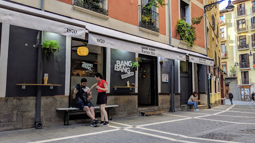 Bang Bang Ramen Bar: Sabor auténtico japonés en Pamplona 1 AF1QipODWW0smeP2CNGXOww9e8mQul49Z9Il5F1N vFD