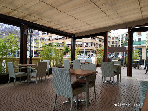 Azorin: Delicias españolas junto al puerto de Xàbia 1 AF1QipOFlcoybgc4ZgGPxZv6I iZPsD5aPuahumwaH W