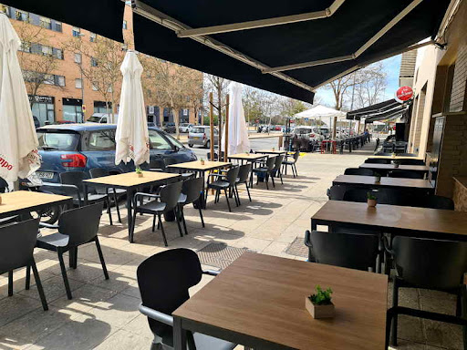 Restaurante Meza Diego: un rincón sabroso en Sevilla donde la tradición se saborea 31 AF1QipOJxiVYC8x3rMOV 1lTQJQ V4stKj7QW4qYz5AB
