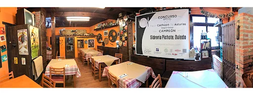 Sidrería Pichote: Sabores asturianos en el corazón de Oviedo