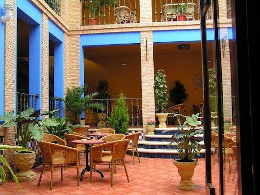 Restaurante de Loreto: Delicias mediterráneas en un histórico caserón jumillano 1 AF1QipOKX0dmU0mj5bkQY Qydnsb2I ogVgZEZJL9aNj