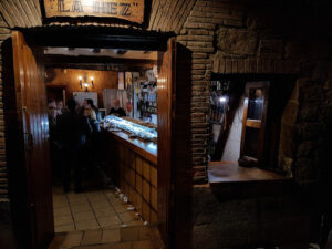 La Hez: Un rincón gastronómico donde las gildas son reinas en Logroño 12 AF1QipOKdEzxJsOphGMRAmLLTp0VmpUxZg pHnq73NOC