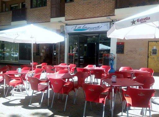 La Laguna café-bar: Sabor y encanto en el corazón de Logroño 37 AF1QipOKdut5cziBzcFpeg