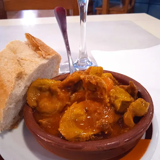 Cafetería Lameiras: Sabores únicos en el corazón de Ourense