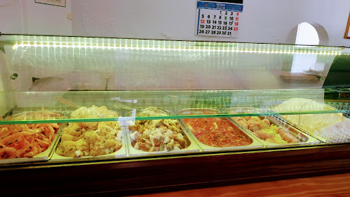Bar El Tajillo: Sabores auténticos en el corazón de Benaoján 33 AF1QipOO3yqpU1n7JLRDuep2Un60yGRHu4 oV3JjZ 0D