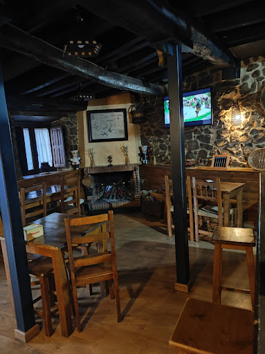 Bar La Comarca: Sabor casero en un rincón acogedor de Becedas 55 AF1QipOOQKMo3SO0gDdUAAED4gbNaVAuqjkARfbasOwN