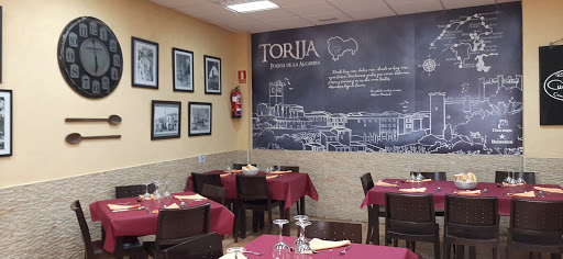 Las Cucharitas: Delicias caseras en un rincón encantador de Torija 1 AF1QipOPGUHh2h5VYb ihm4KYEJJHucbmESwsa84uUdP