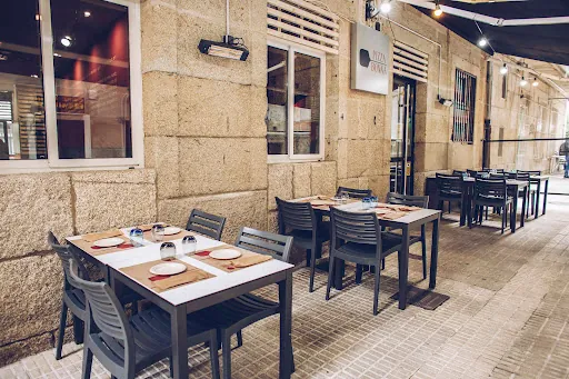 Pizza Bona: La mejor pizza en O Carballiño, ¡una experiencia deliciosa!
