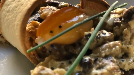 El Legado: Un rincón acogedor de fusión culinaria en Ledaña 1 El Legado: Un rincón acogedor de fusión culinaria en Ledaña
