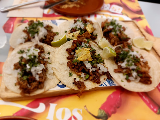 Los Chamacos Taquería Mexicana: Sabores auténticos de México en el corazón de Castelló 32 AF1QipOQl0ggRMBstDky5zsJ MjVzkXj32PyiQIS4lVg