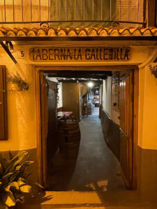 Taberna la Callejilla: Sabores tradicionales en el corazón de Hervás 12 AF1QipOR3eFEsnDROdi6hlS0AYB5XmXHxT6tZRA6cb X