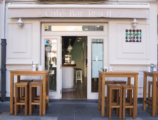 Café Bar Rúa 11: Deliciosas tapas y un café excepcional en el corazón de León 1 AF1QipOR9inKTCt ilV3tvPmzNZMysyr26ur2 2b4BUa