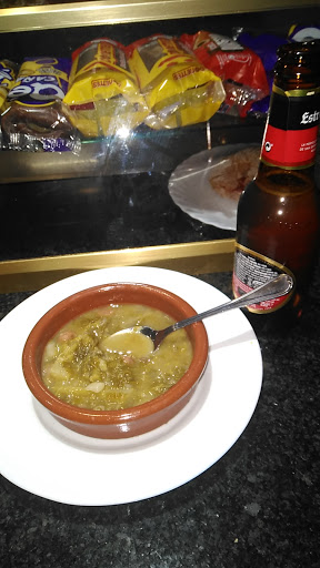 Bar Espido: Sabor auténtico en Verín con un toque familiar 35