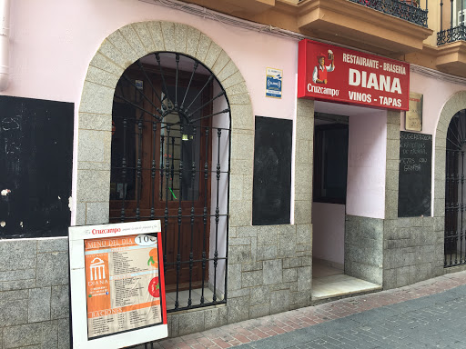 Restaurante Diana: Disfruta de la auténtica cocina extremeña en Mérida 17 AF1QipOTd5JFjZWYcnH8yhMR9mm64IisLYdp2c9Rp1PP