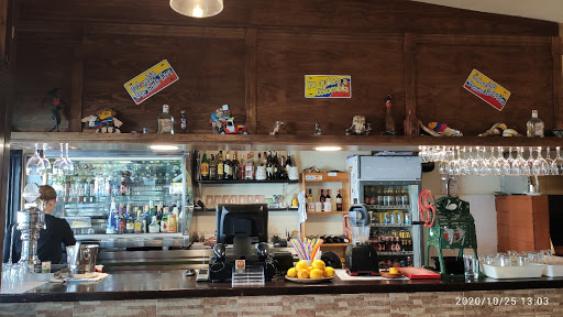 Leños Asador: Sazón excepcional en el corazón de Sevilla 19