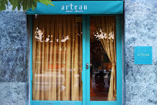 Artean Barra Abierta: Sabores vascos en el corazón de San Sebastián 1