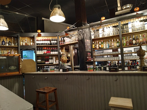 La Tienduca - Restaurante/Bar: Delicias caseras en el corazón de Santander 41 AF1QipOWeX4AP7prRnk2hkyh 4td4Lx MjC6CIFmZh