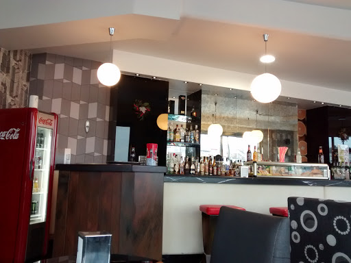 Cafetería Punto y Seguido: Un rincón acogedor en Ourense con delicias que te hacen pausar y disfrutar 1 AF1QipOYb4ukZso79G0rs g3NC8tmdeVtiISovosQwC