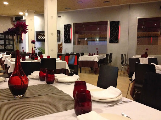Atempo Weekend Bistrot: Un rincón único en Archena para degustar tapas exquisitas 1 AF1QipOYuHx43gmsWIPYaGmTLxJeifVGUcu ScStqCnU