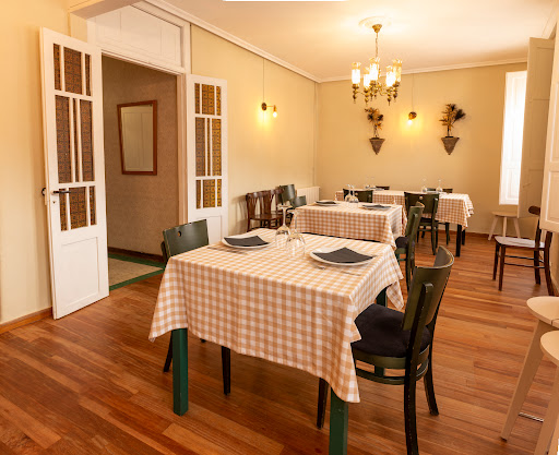 Casa Pepiña: Deliciosa comida de buey en el encantador Allariz 51