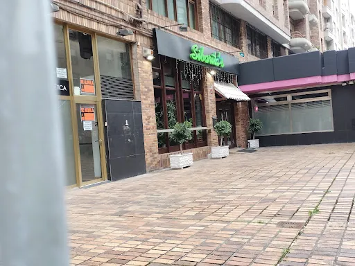 Pizzeria Sibarita’s: Deliciosas pizzas gourmet en Santander