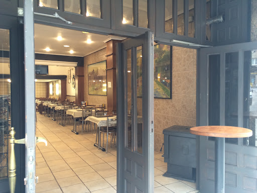 Restaurante Flypper: Delicias gallegas en el corazón de O Carballiño 1 AF1QipOerKJM17bHWgRK4jsLP32jczQdv5e06E395Zjq