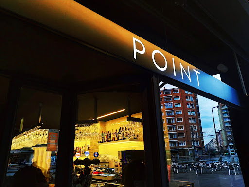 POINT: Sabor único en Vitoria-Gasteiz en un ambiente acogedor 1