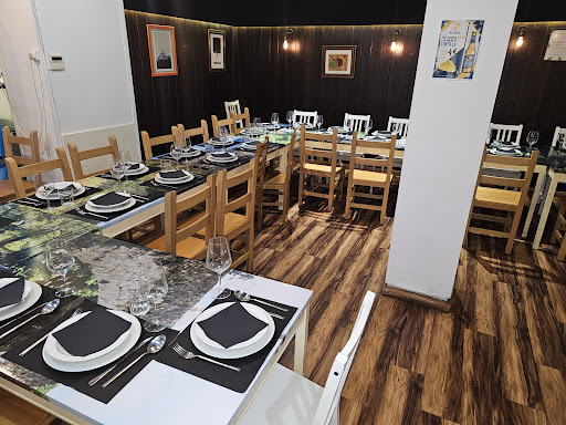 Dr. Peña Restaurante: Sabores asturianos en un rincón acogedor de Oviedo 1 AF1QipOgTKKR6n5VZdjZn79F1BmMrwedbo1wtSdLs2Gg