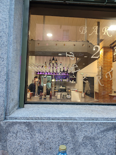 Dos Puertas: Tapas sabrosas y buen ambiente en Ourense 45