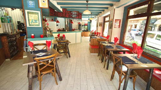 Pizzeria Civitavecchia: Delicias italianas en el corazón de Alicante 1