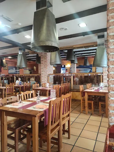 Parrillada Don Chuleton: Sabor inigualable de mariscos y carnes en Burela
