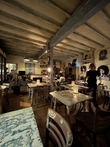 La Chaumiere: Sabores franceses auténticos en el corazón de Palma 43 AF1QipOnJupMBl3bpPkoDaey0 Gemv4qAoKvS TcDoXe