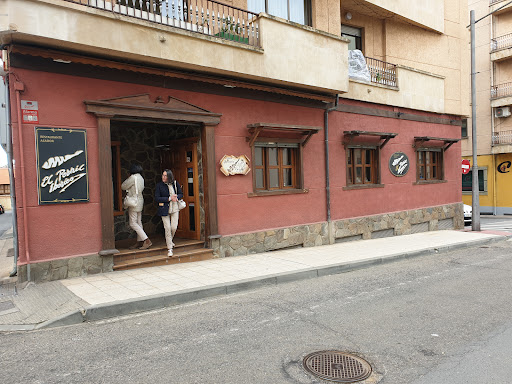 EL Pernil Iberico: Sabores ibéricos en un rincón acogedor de Guijuelo 1 AF1QipOna8Pc5tdAtig5GeIj7lrWUDGOmP8tfMAA39II