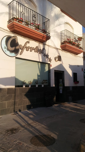 Caferini: Un rincón acogedor frente al mar con comida excepcional 46 AF1QipOr7yieW8F4uVC9avaBk5R prQIfl6D0gTm ms