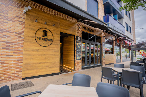 BISTRO MR.GRIEGO: Un rincón griego en Logroño lleno de sabor 1 AF1QipOrVC78jrPPT98Ji06p0wd